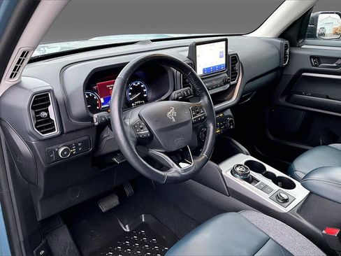 Used 2022 Ford Bronco Sport Outer Banks image 7