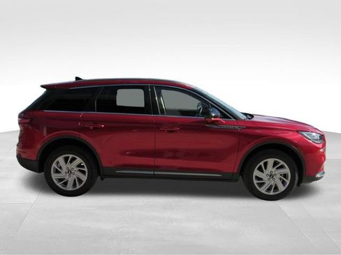 Used 2022 Lincoln Corsair FWD image 2