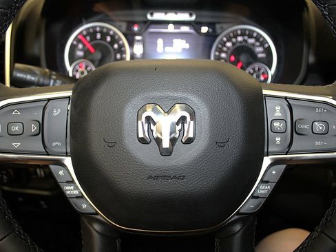 New 2026 RAM 1500 Big Horn AWD/4WD image 11
