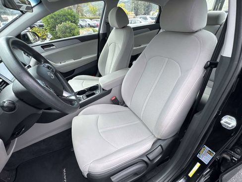 Used 2019 Hyundai Sonata SE image 19