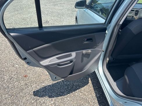 Used 2006 Kia Rio Sedan image 15