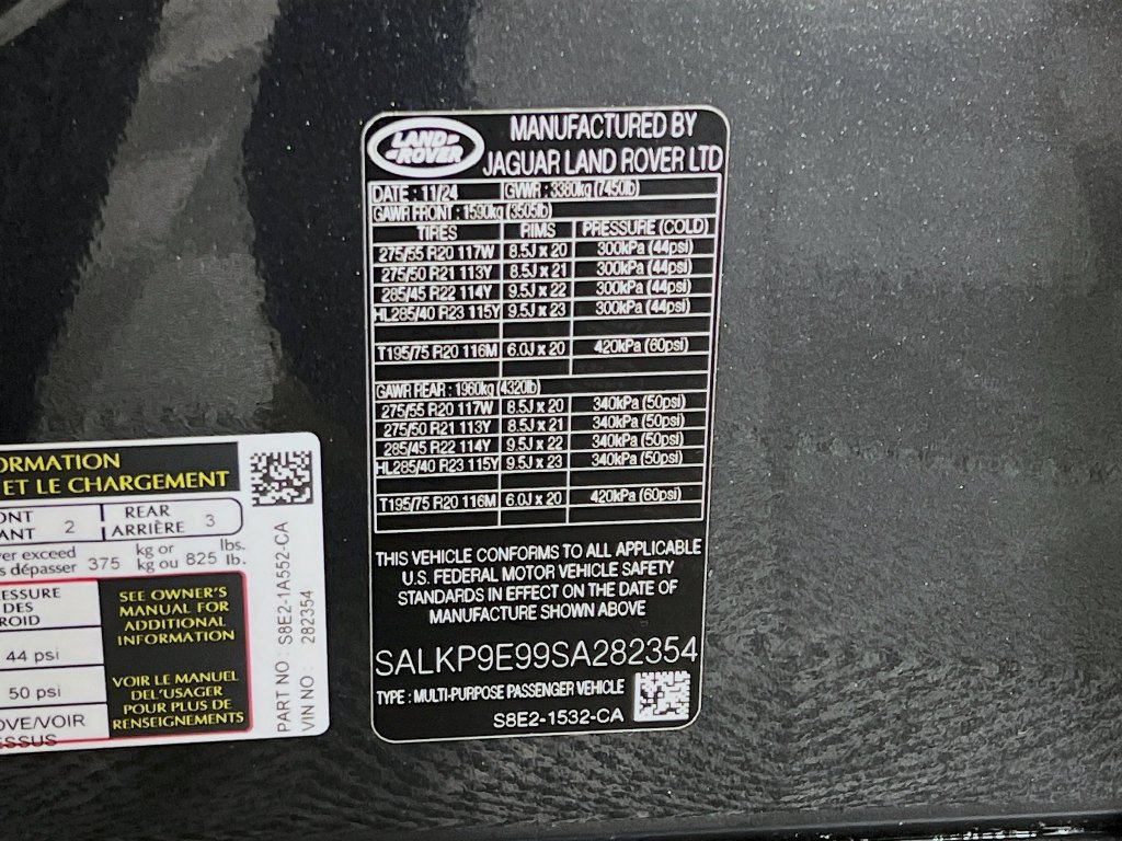 Used 2025 Land Rover Range Rover SE AWD/4WD image 34