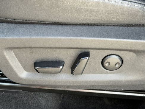 Certified 2025 Nissan Murano SV AWD/4WD image 17