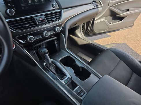 Used 2019 Honda Accord Sport image 22