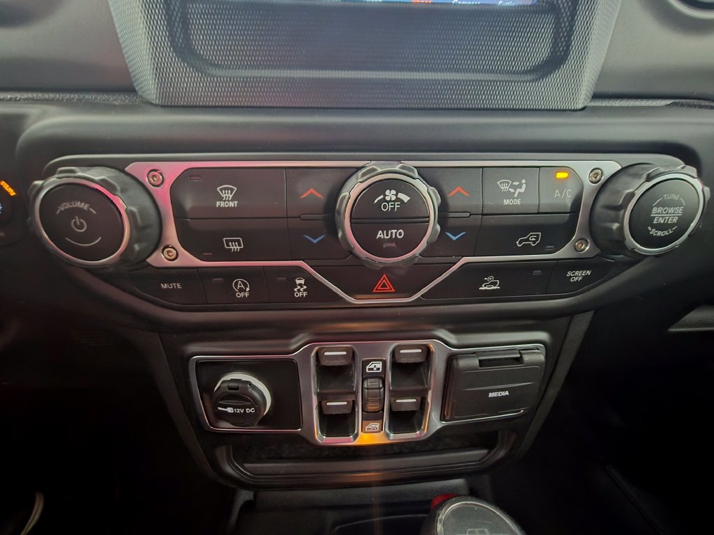 Used 2022 Jeep Gladiator Sport AWD/4WD image 17