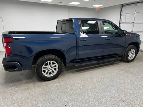Used 2022 Chevrolet Silverado 1500 RST w/ Convenience Package II AWD/4WD image 10