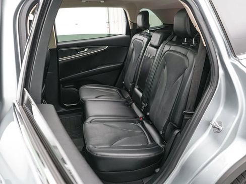 Used 2022 Lincoln Nautilus Reserve AWD/4WD image 20