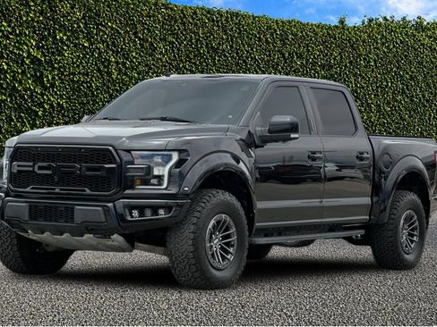 Used 2019 Ford F150 Raptor w/ Equipment Group 802A Luxury AWD/4WD image 8