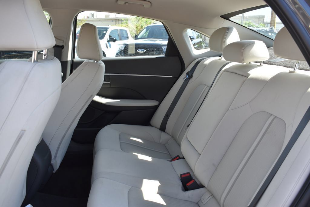 Used 2025 Hyundai Sonata SEL FWD image 7