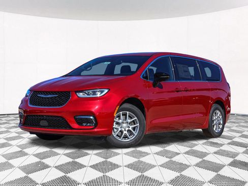 New 2026 Chrysler Pacifica Select FWD image 2