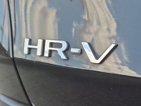 Used 2023 Honda HR-V LX image 22