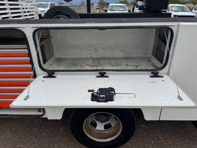 Used 2024 RAM 3500 Tradesman AWD/4WD image 18