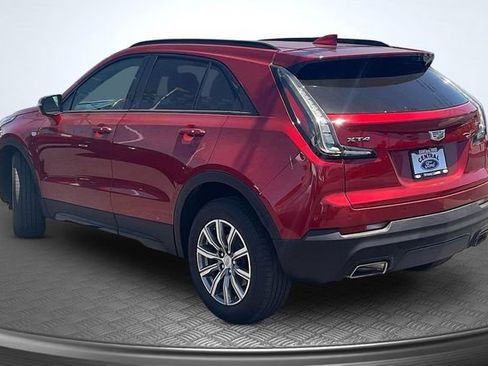 Used 2021 Cadillac XT4 Sport FWD image 2