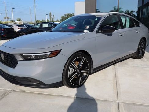 Used 2023 Honda Accord Sport image 8