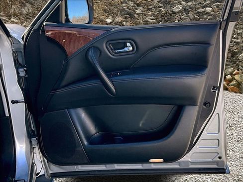 Used 2018 INFINITI QX80 4WD image 18