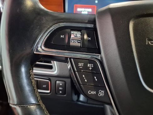 Used 2020 Lincoln Navigator Reserve w/ Luxury Package image 31