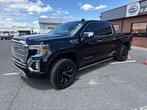 Used 2019 GMC Sierra 1500 Denali w/ Denali Ultimate Package AWD/4WD image 3