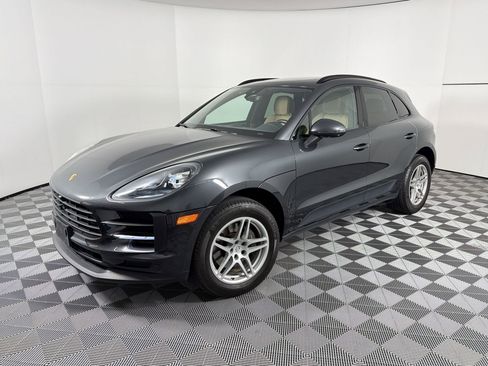 Used 2020 Porsche Macan AWD/4WD image 1