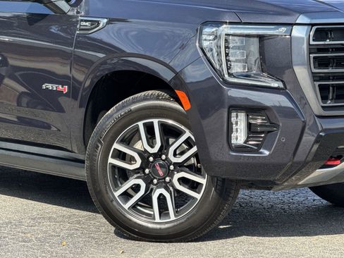 Used 2023 GMC Yukon AT4 w/ AT4 Premium Plus Package image 13