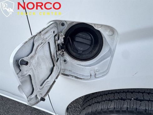 Used 2019 Nissan NV 2500 S image 17