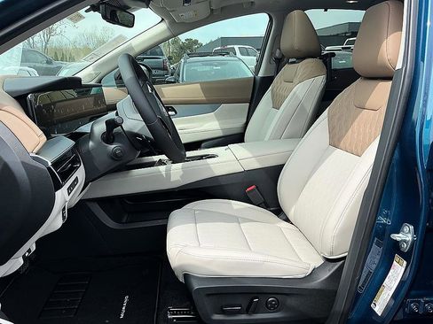 New 2026 Nissan Murano Platinum image 8