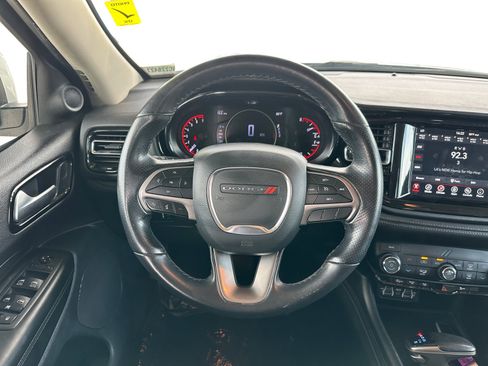 Used 2022 Dodge Durango SXT AWD/4WD image 12