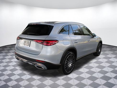 Used 2026 Mercedes-Benz GLC 300 image 9