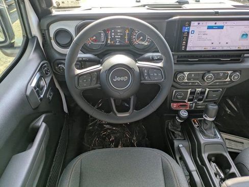 New 2026 Jeep Gladiator Willys image 14