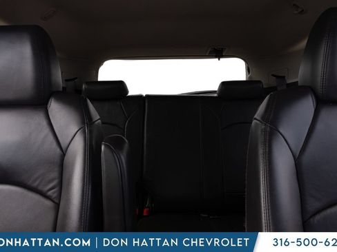 Used 2012 Chevrolet Traverse LT w/ LPO, 'HIT The Road' Package FWD image 16