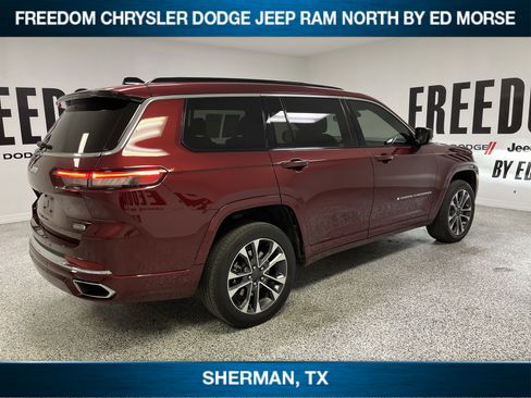 Used 2024 Jeep Grand Cherokee L Overland image 4