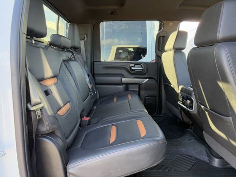 Used 2022 GMC Sierra 2500 AT4 w/ AT4 Preferred Package image 31