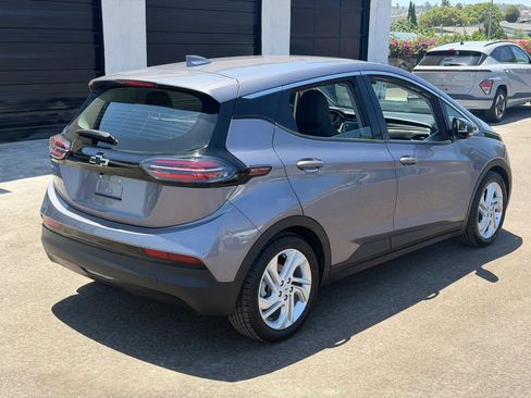 Used 2023 Chevrolet Bolt LT w/ Driver Confidence Package FWD image 5