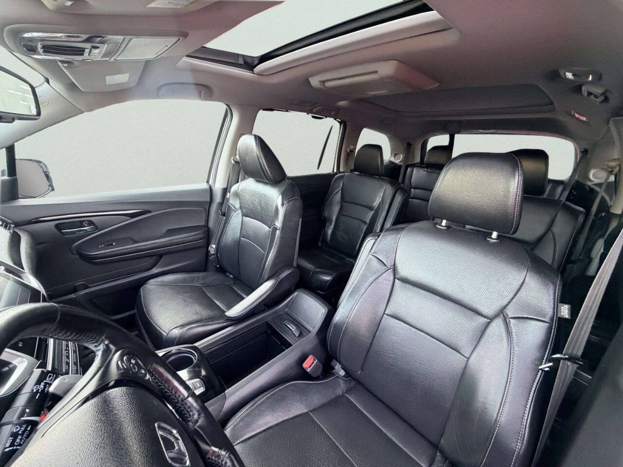 Used 2016 Honda Pilot Elite image 20