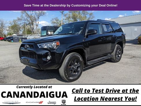 Used 2019 Toyota 4Runner SR5 AWD/4WD image 9