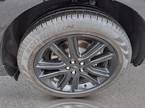 Used 2024 Ford Edge ST-Line image 38