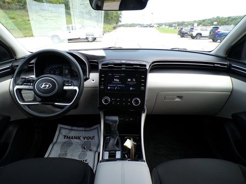 Certified 2023 Hyundai Tucson SEL AWD/4WD image 19