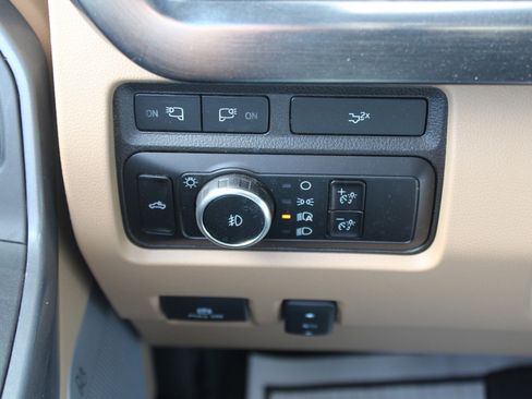 Used 2024 Ford F250 Lariat w/ Chrome Package AWD/4WD image 11