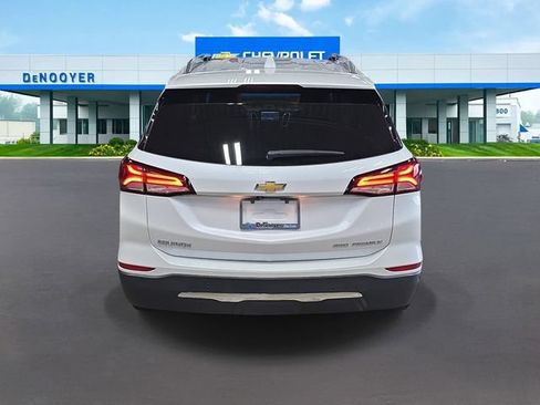 Used 2024 Chevrolet Equinox Premier AWD/4WD image 9