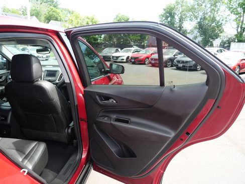 Used 2021 Chevrolet Equinox LT AWD/4WD image 34