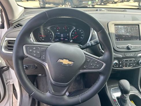 Used 2023 Chevrolet Equinox LT FWD image 15