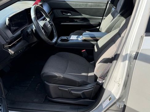 Certified 2024 Nissan Ariya FWD image 21