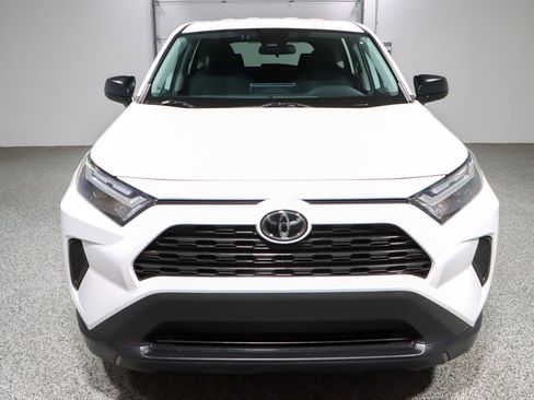 Used 2024 Toyota RAV4 LE image 4