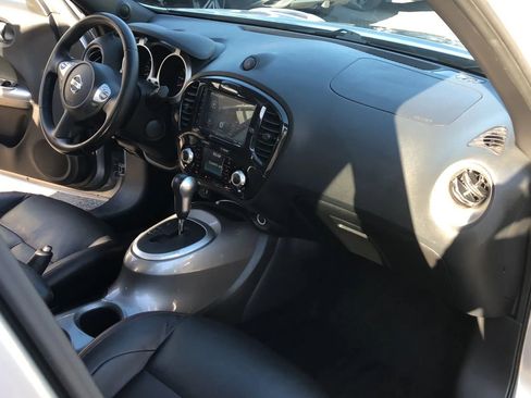 Used 2011 Nissan Juke SL image 20