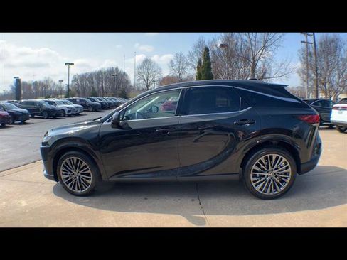 Used 2026 Lexus RX 450h AWD image 5