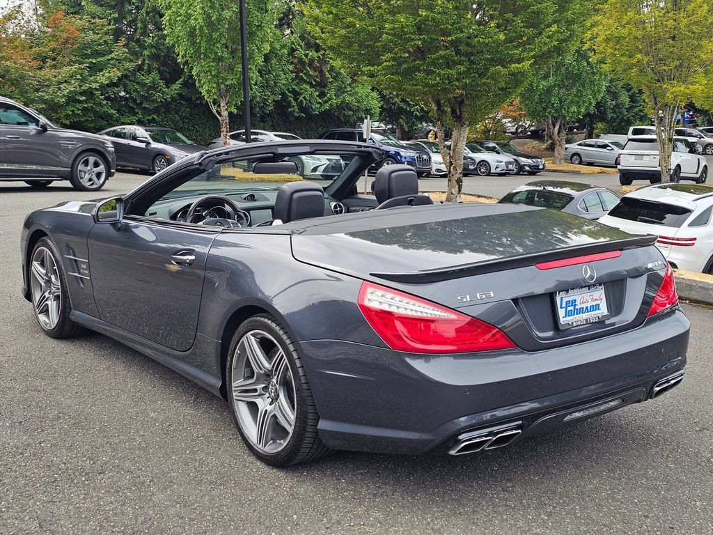 Used 2015 Mercedes-Benz SL 63 AMG image 33