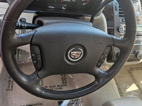 Used 2009 Cadillac DTS w/ Sun And Sound Package FWD image 25