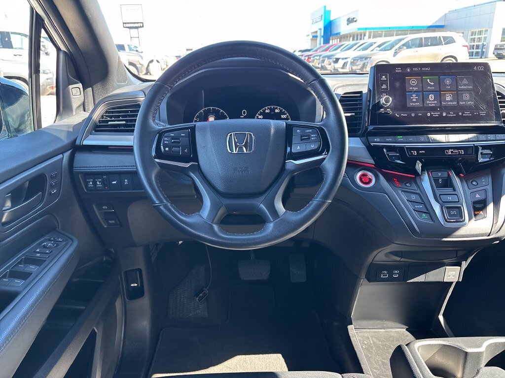 Used 2025 Honda Odyssey Sport-L image 13
