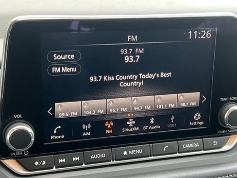 Used 2024 Nissan Rogue SV image 25