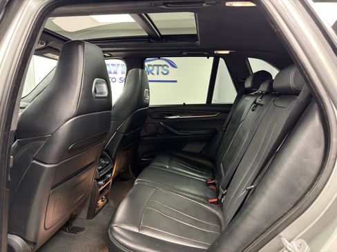 Used 2015 BMW X5 M AWD 4dr w/ Premium Package image 32
