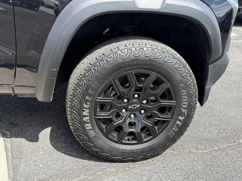 Used 2023 Chevrolet Colorado Trail Boss w/ Advanced Trailering Package AWD/4WD image 28